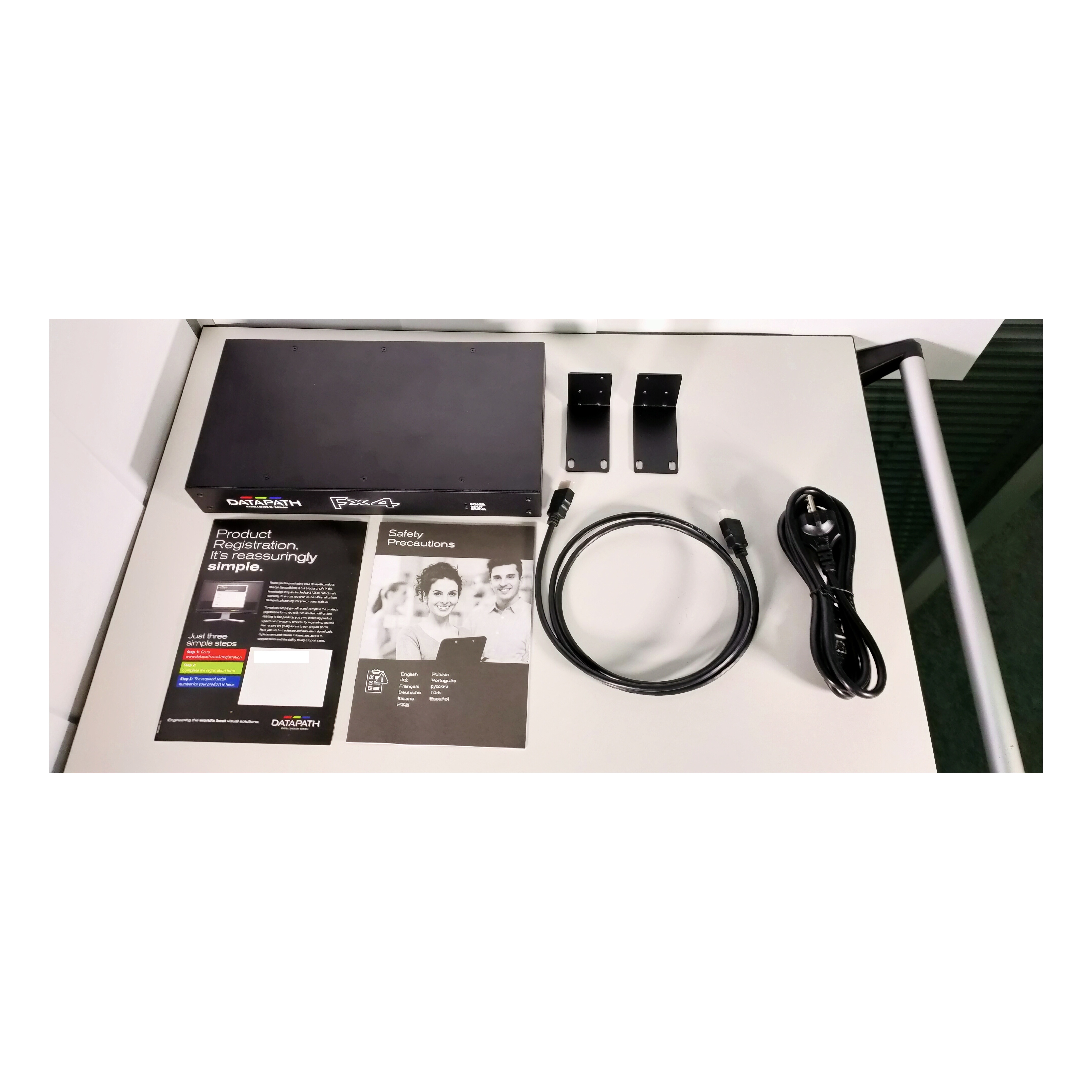 Контроллер видеостены Datapath Fx4/H 4K display wall controller w/HDCP - HDMI outputs (Уценка, демонстрационный образец)