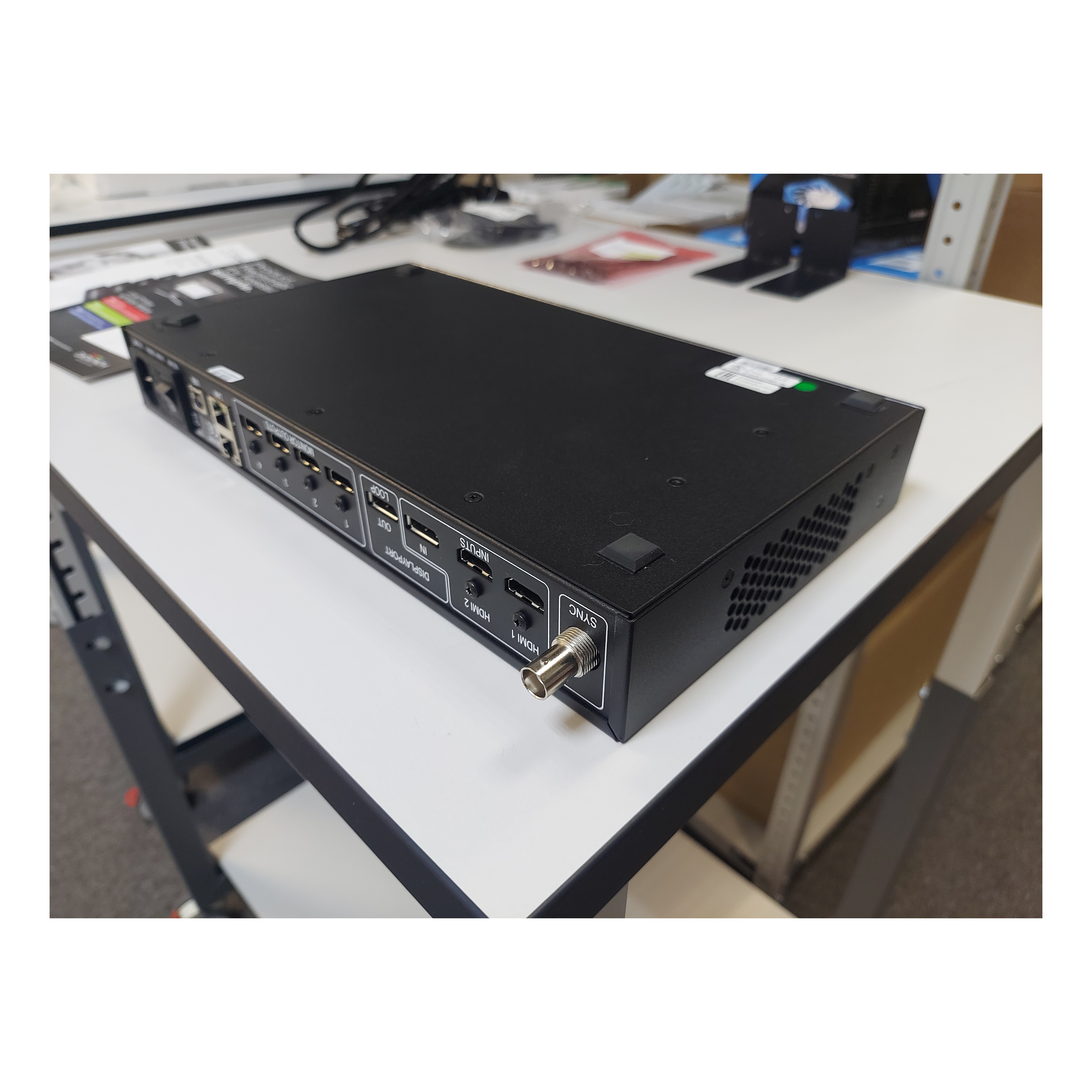 Контроллер видеостены Datapath Fx4/H 4K display wall controller w/HDCP - HDMI outputs (Уценка, демонстрационный образец)